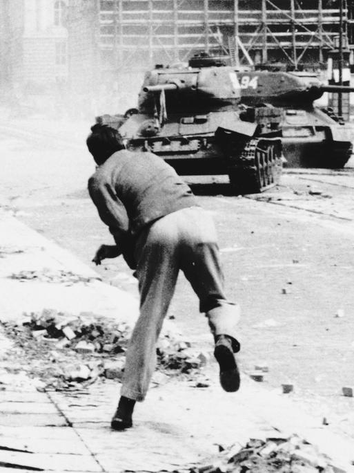 Volksauftsand Leipziger Platz, Ost-Berlin 17.06.1953. Volksauftsand Leipziger Platz, Ost-Berlin 17.06.1953.