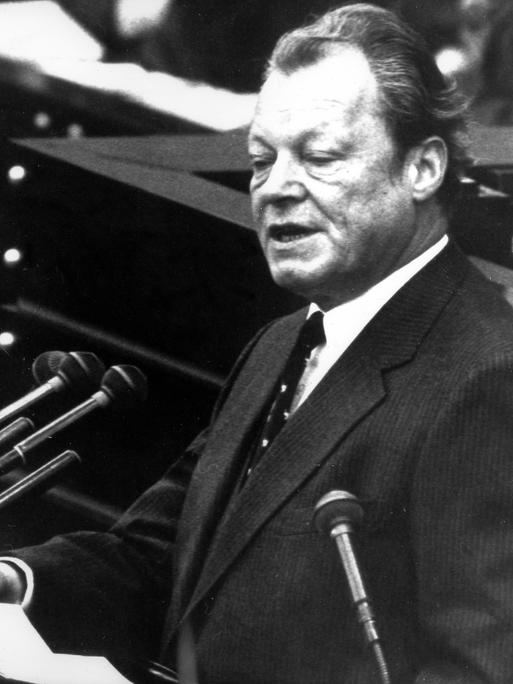 Bundeskanzler Willy Brandt stellt am 20.09.1972 vor dem Bonner Bundestag die Vertrauensfrage