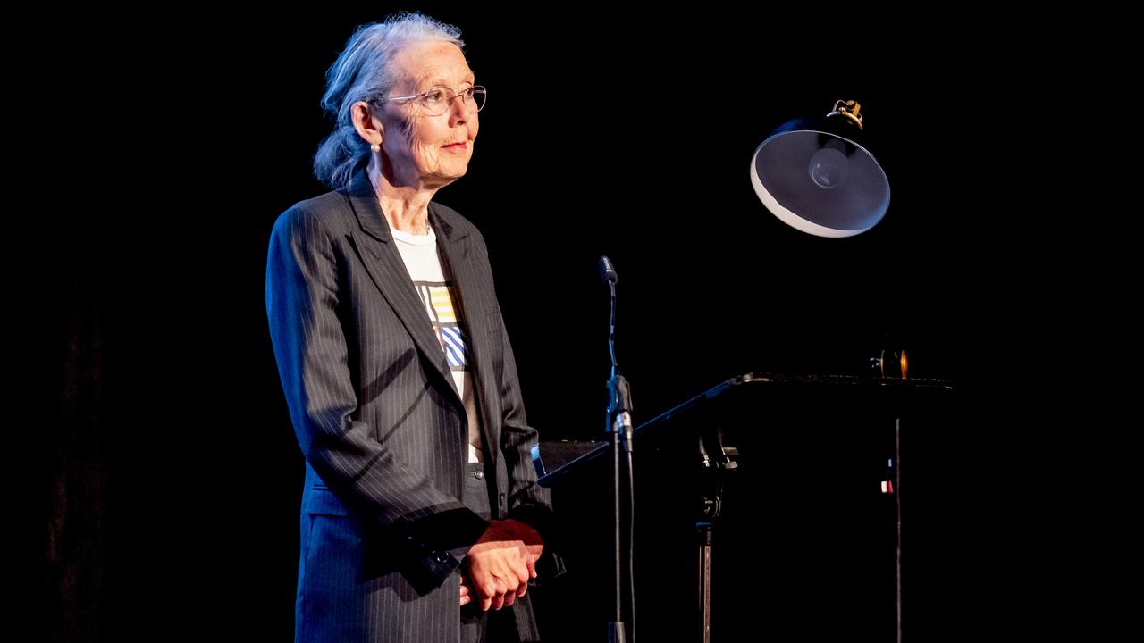 Schriftstellerin Anne Carson beim Poesiefestival Berlin 2026, ausgerichtet vom Haus für Poesie.