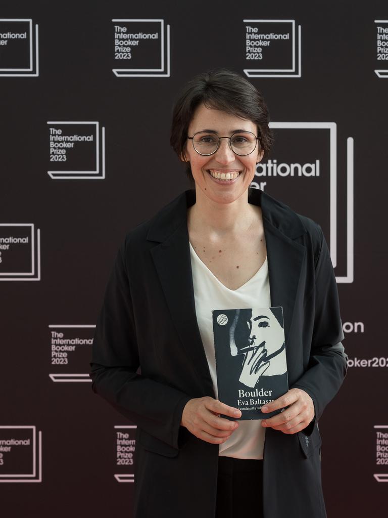Die katalanische Schriftstellerin Eva Baltasar, Autorin des Buchs "Boulder", 2023 bei der Feier zum Booker Preis in London