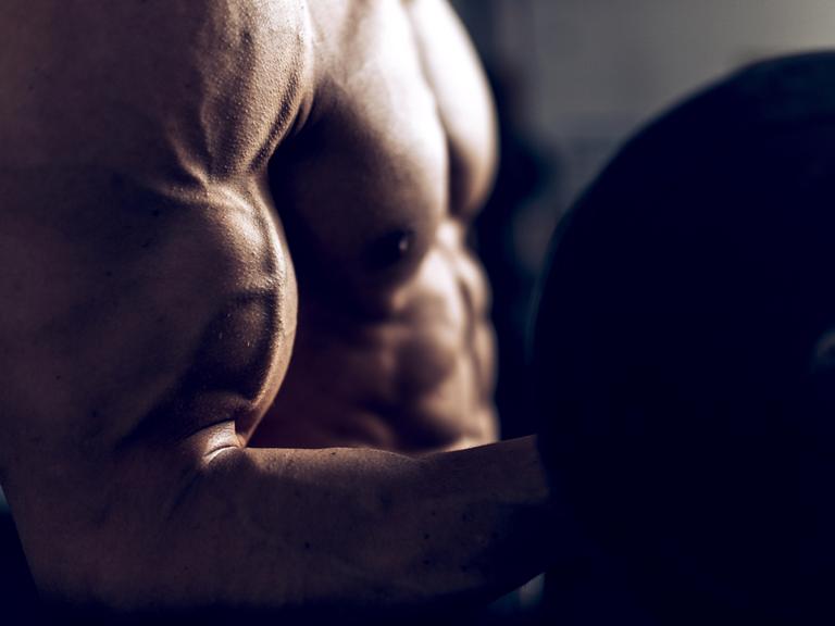 Muskeln, Oberarm, Bodybuilder