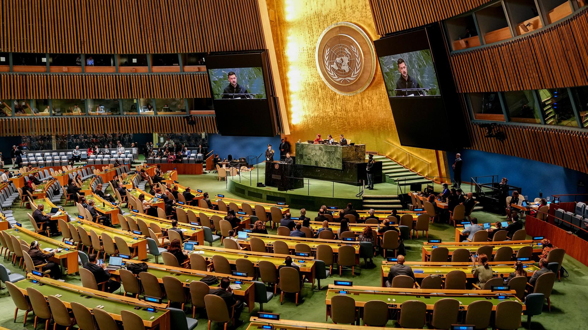 Das Foto zeigt den Saal von der UNO-Voll-Versammlung.