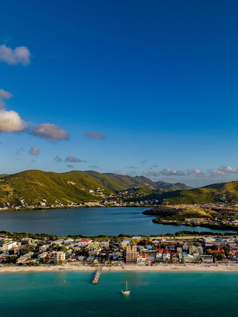 PHILLIPSBURG SINT MAARTEN - die halb französisch, halb holländische Insel ist Teil der Kleinen Antillen