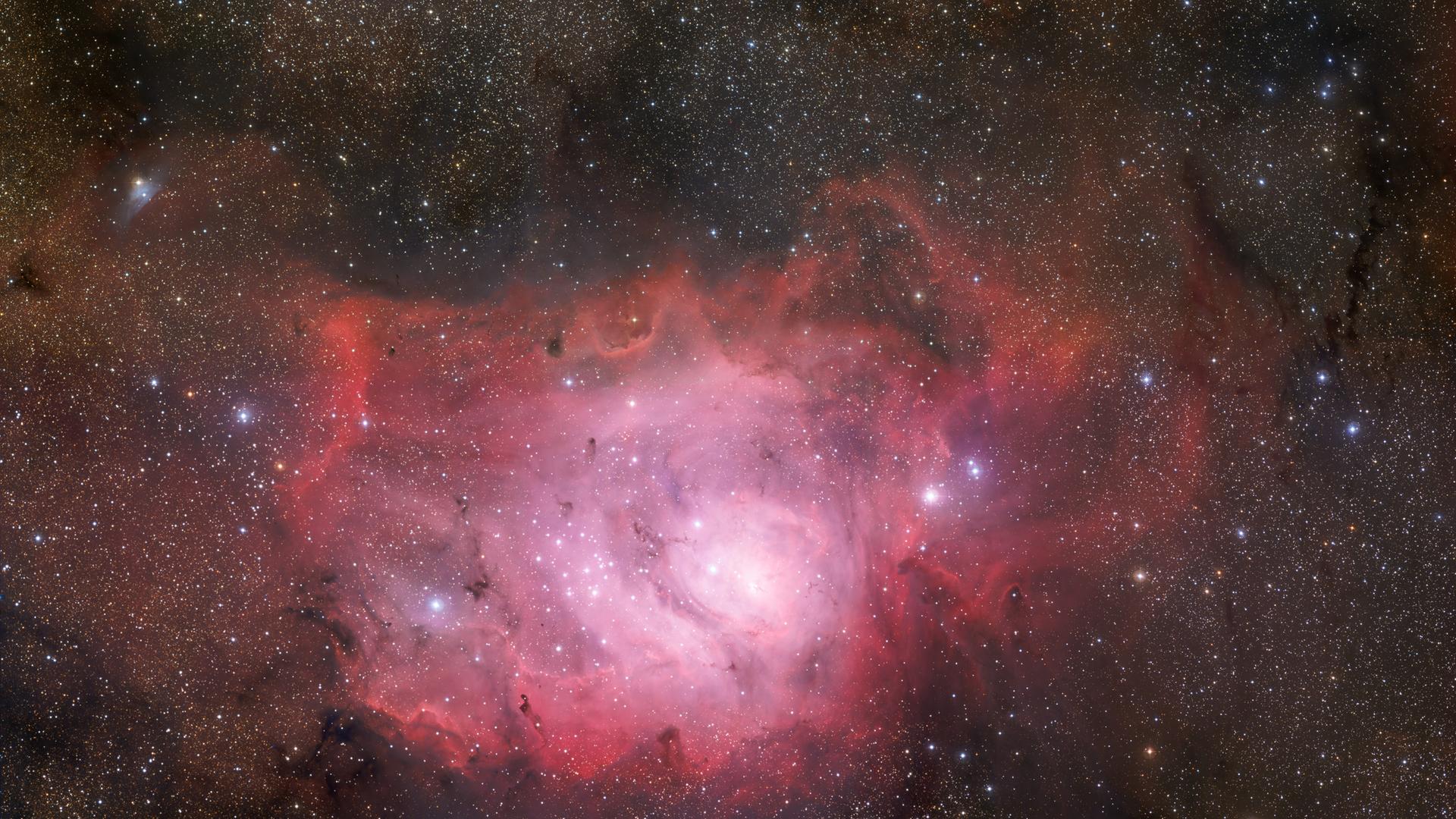 .Ansicht des Lagunennebels, aufgenommen mit dem 67-Millionen-Pixel-Weitwinkel-Imager des 2,2-Meter-Teleskops MPG/ESO am La Silla-Observatorium in Chile.