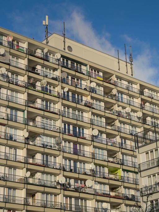 Sozialwohnungen in einem Wohnhaus in der  Pallasstraße in Berlin-Schöneberg.