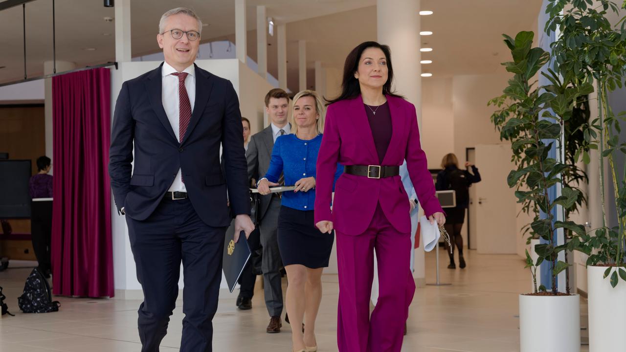 Bundesminister für Digitalisierung und Staatsmodernisierung Karsten Wildberger und Bundeswirtschaftsministerin Katherina Reiche 