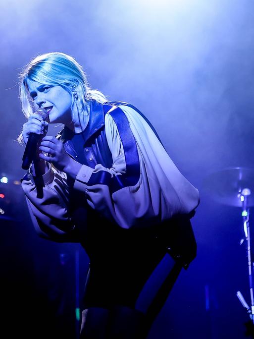 Konzert von Zaho De Sagazan in Metropol Berlin.