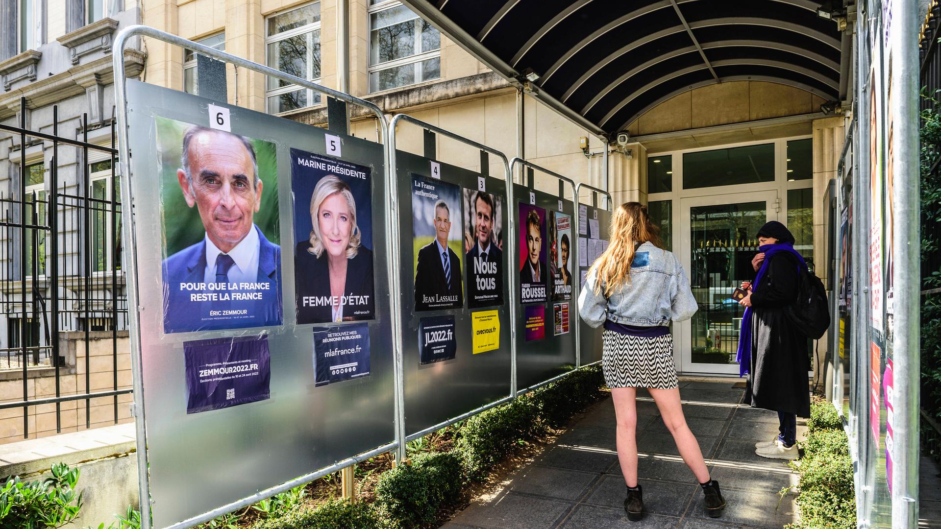 Ein Wahlbüro in der französischen Botschaft in Brüssel. 