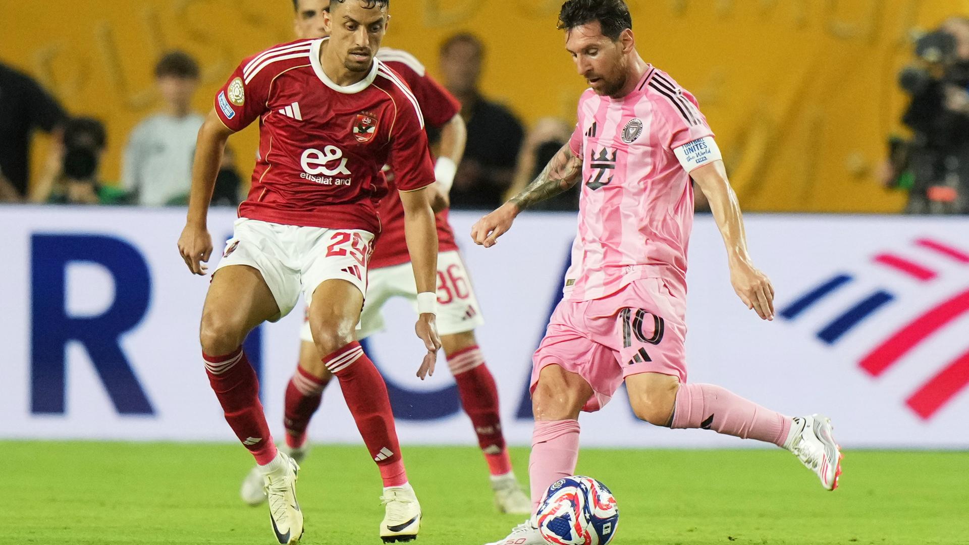 Taher Mohamed von Al-Ahly und Lionel Messi von Inter Miami