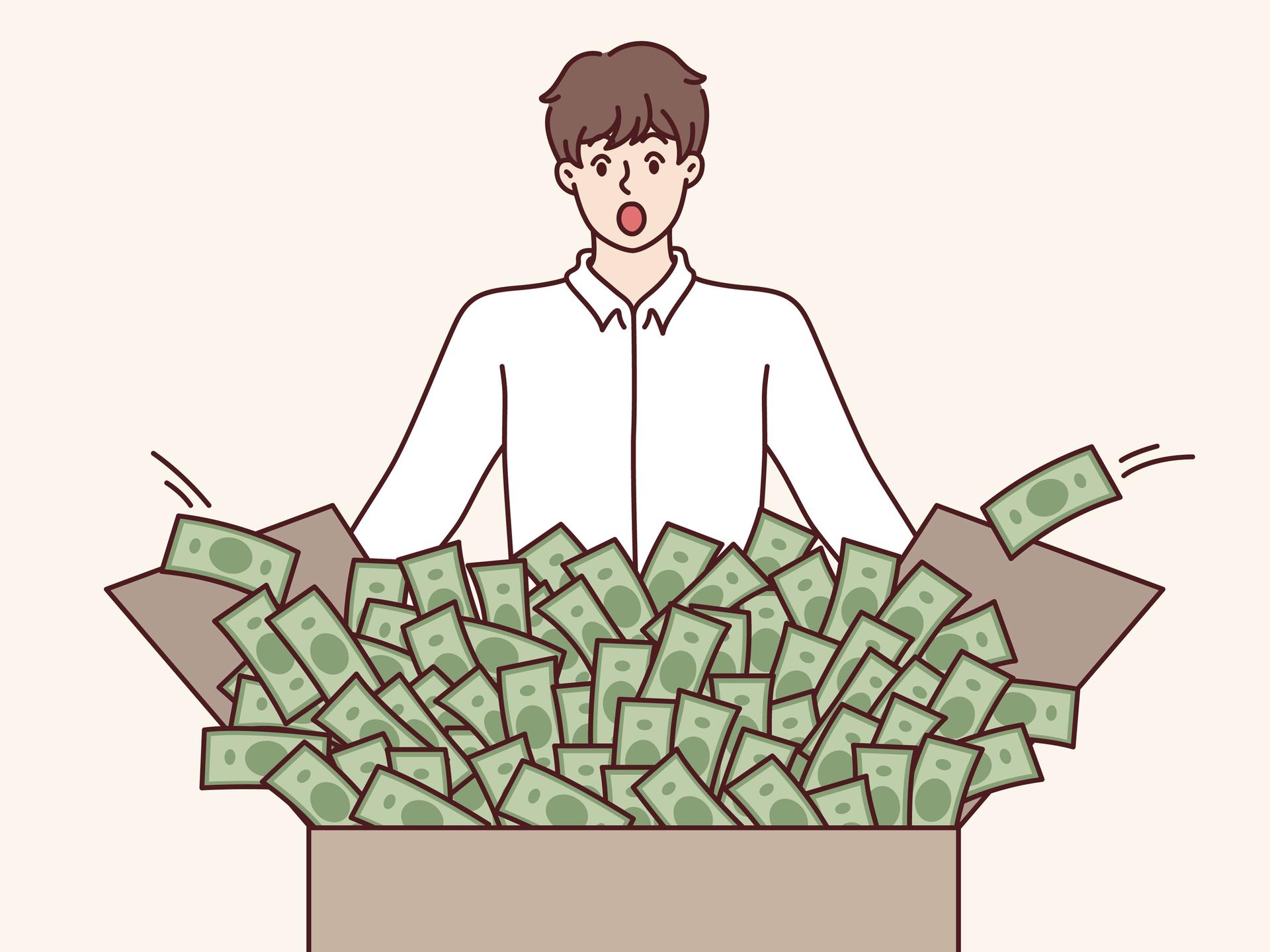 Ein schockierter Mann schaut auf eine Kiste voller Geld und ist überrascht, einen großen Gewinn aus einer Investition in den Aktienmarkt zu erhalten.