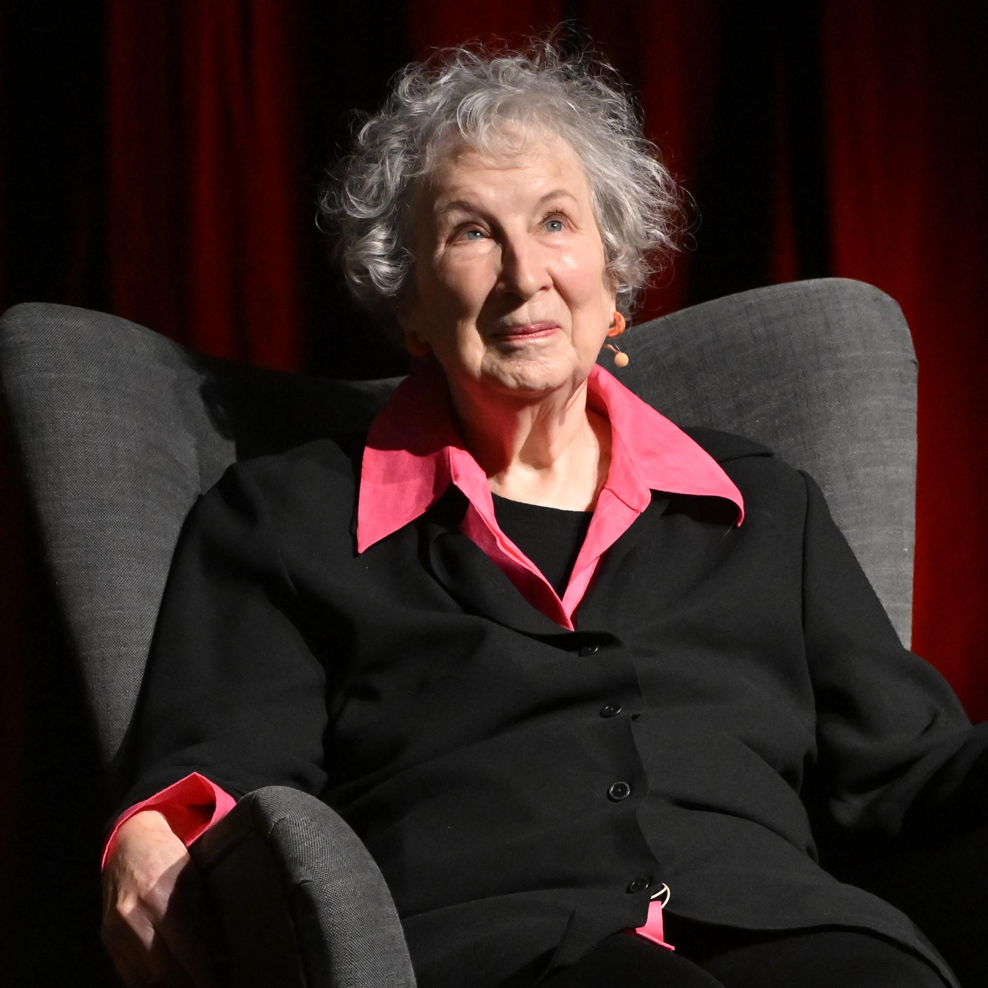 Margaret Atwood – Auch in dunklen Zeiten setzt die Autorin auf Hoffnung