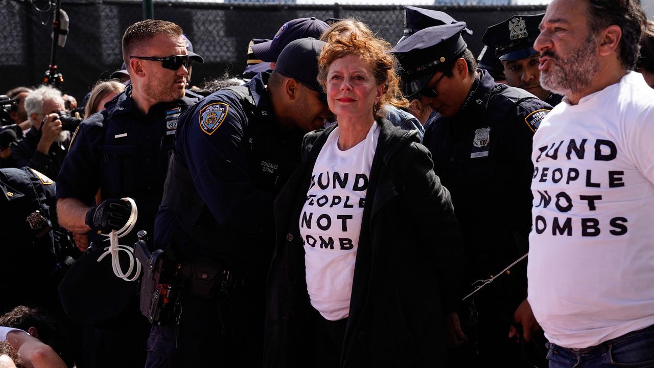 Susan Sarandon, center, and other demonstrators are arrested ahead of Israeli Prime Minister Benjamin Netanyahu's address at the 81st session of the United Nations General Assembly, Thursday, Sept. 24, 2026, in New York. (AP Photo/Madison Swart)