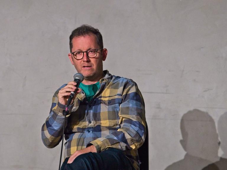 Der Regisseur und Dokumentarfilmer Florian Opitz beim Kulturtalk mit Medienschaffenden 