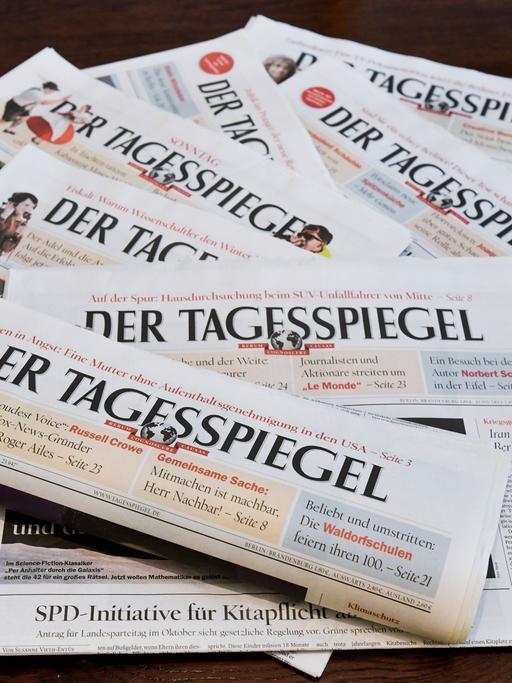 Mehrere Ausgaben der Zeitung "Der Tagesspiegel".