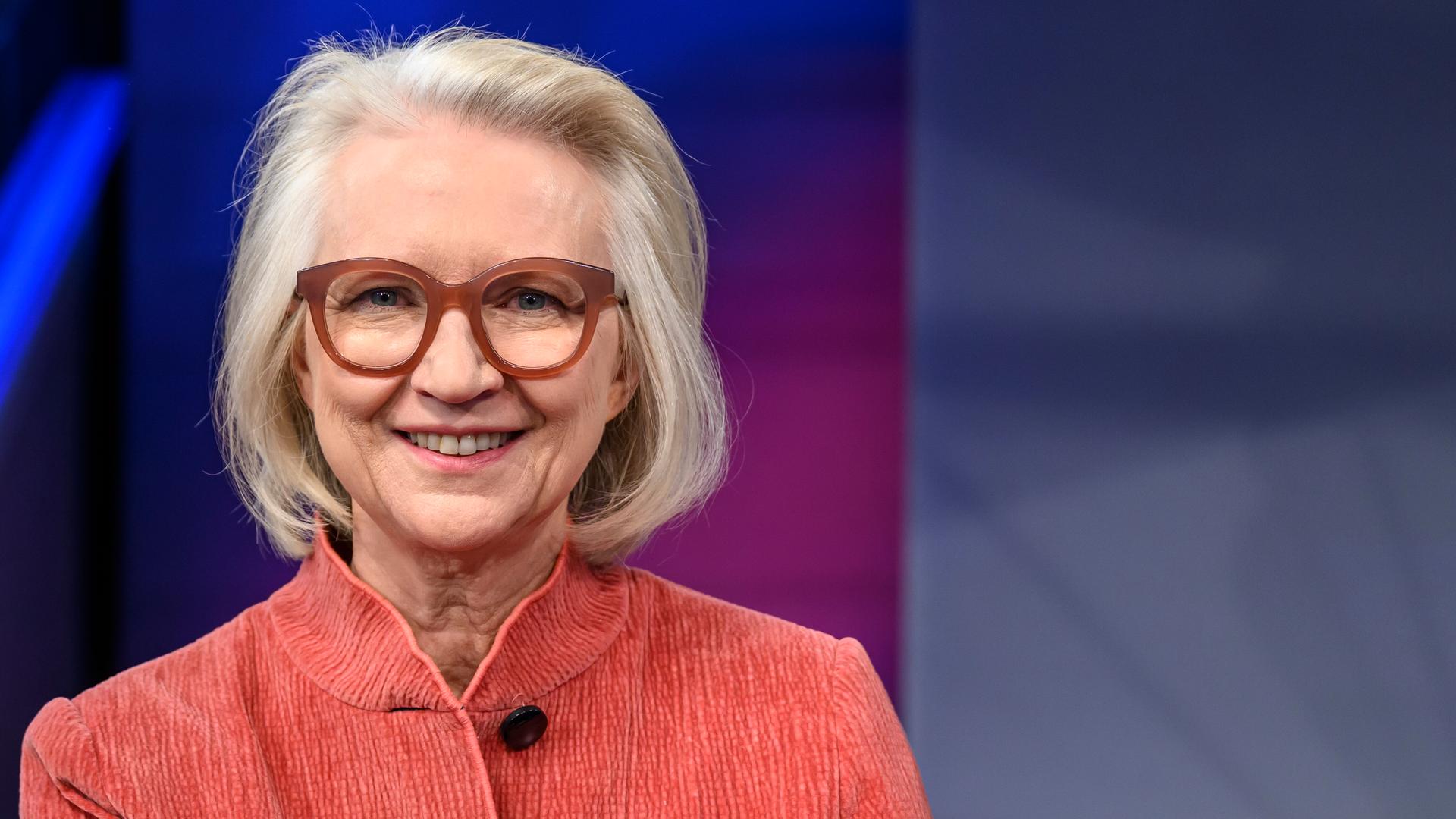 Wirtschaftsweise Monika Schnitzer - Vorsitzende des Sachverständigenrats zur Begutachtung der gesamtwirtschaftlichen Entwicklung zu Gast bei Maischberger