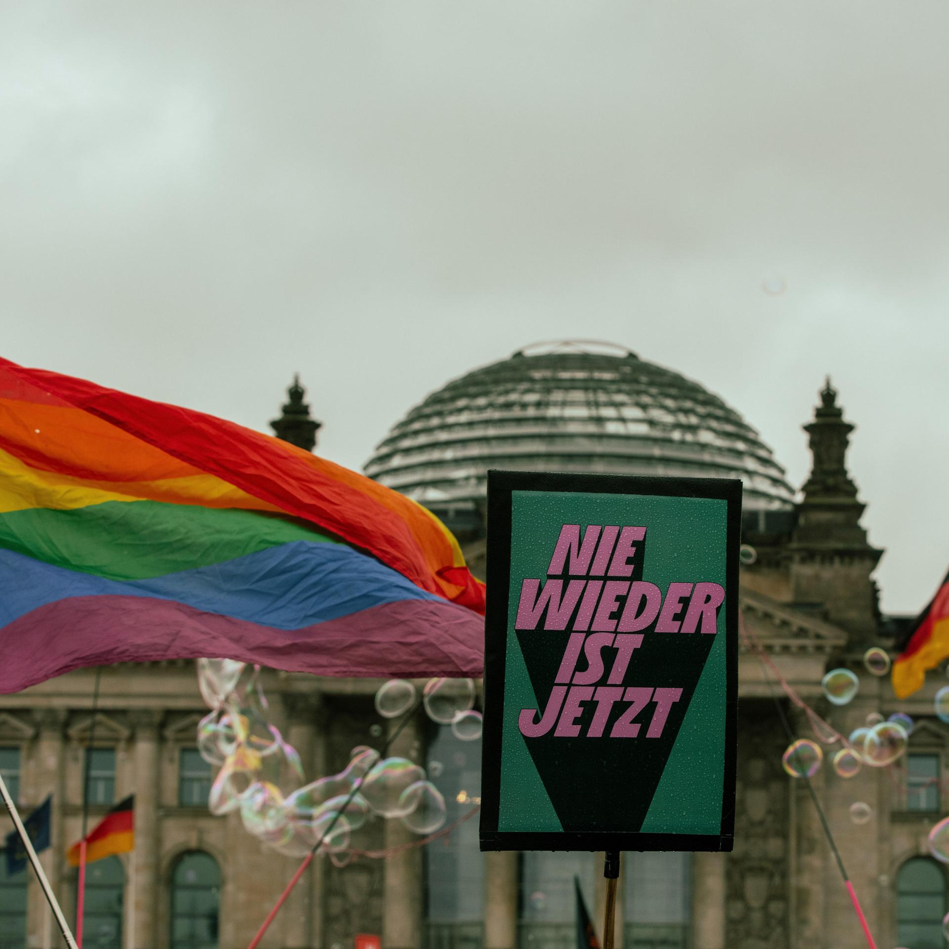 Nach den Landtagswahlen - Fallen die Brandmauern nach links und rechts?