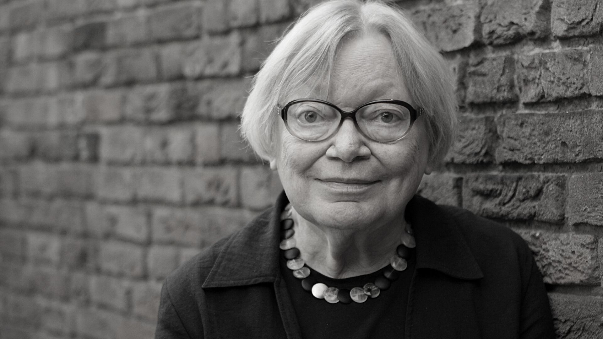 Inger Christensen: „Sich selber sehen möchte die Welt - Wer diese Stimme  gehört hat, vergisst sie nicht mehr
