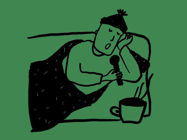 Skizze einer Person mit Mütze, die auf einem Sofa oder Bett unter einer Decke liegt, in der Hand ein Mikrofon und eine Tasse mit einem heißen Getränk neben sich Skizze einer Person mit Mütze, die auf einem Sofa oder Bett unter einer Decke liegt, in der Hand ein Mikrofon und eine Tasse mit einem heißen Getränk neben sich