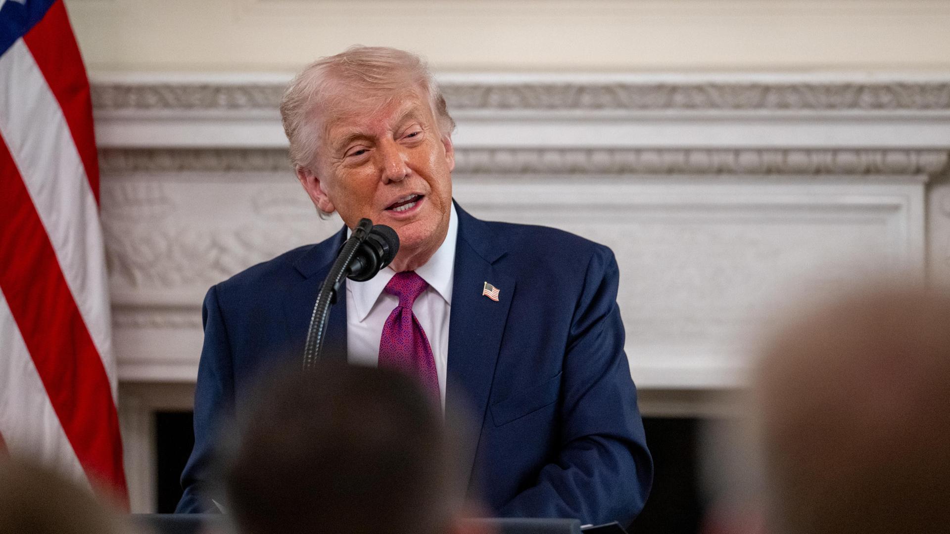 US-Präsident Donald Trump spricht während einer Veranstaltung im Weißen Haus in Washington