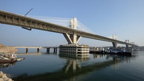 Brücke über die Donau in Vidin.
