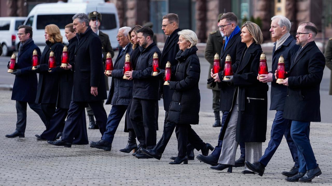 Staatsminister besuchen die Ukraine