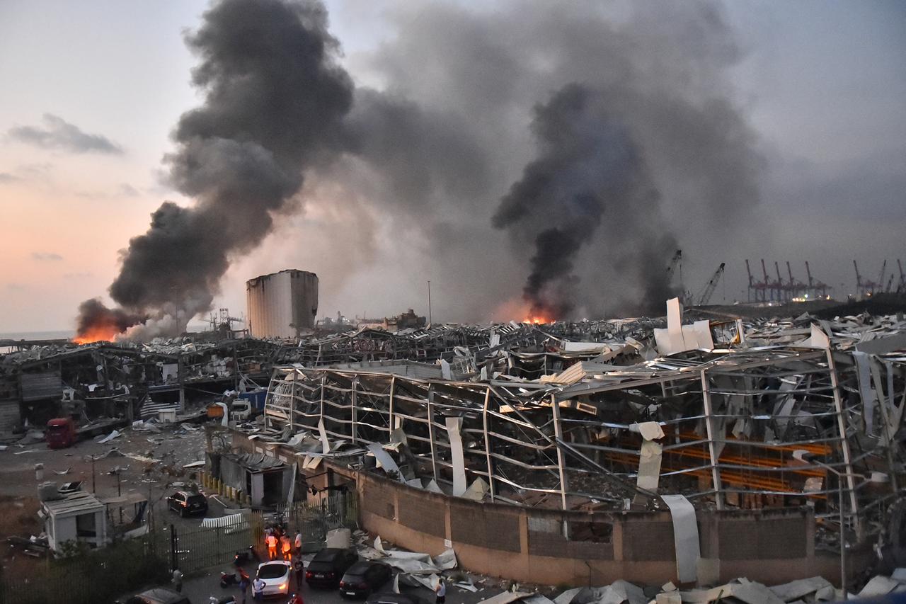 Luftaufnahme vom Hafengebiet der libanesischen Hauptstadt Beirut nach den Explosionen am 4. August 2020