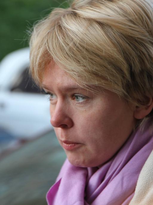 Profilaufnahme der russischen Aktivistin Jewgenija Tschirikowa