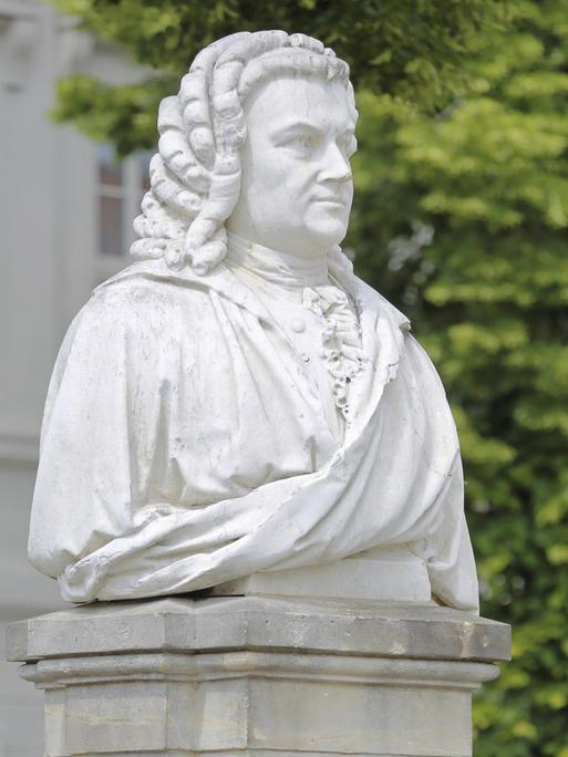 Eine Büste von Johann Sebastian Bach