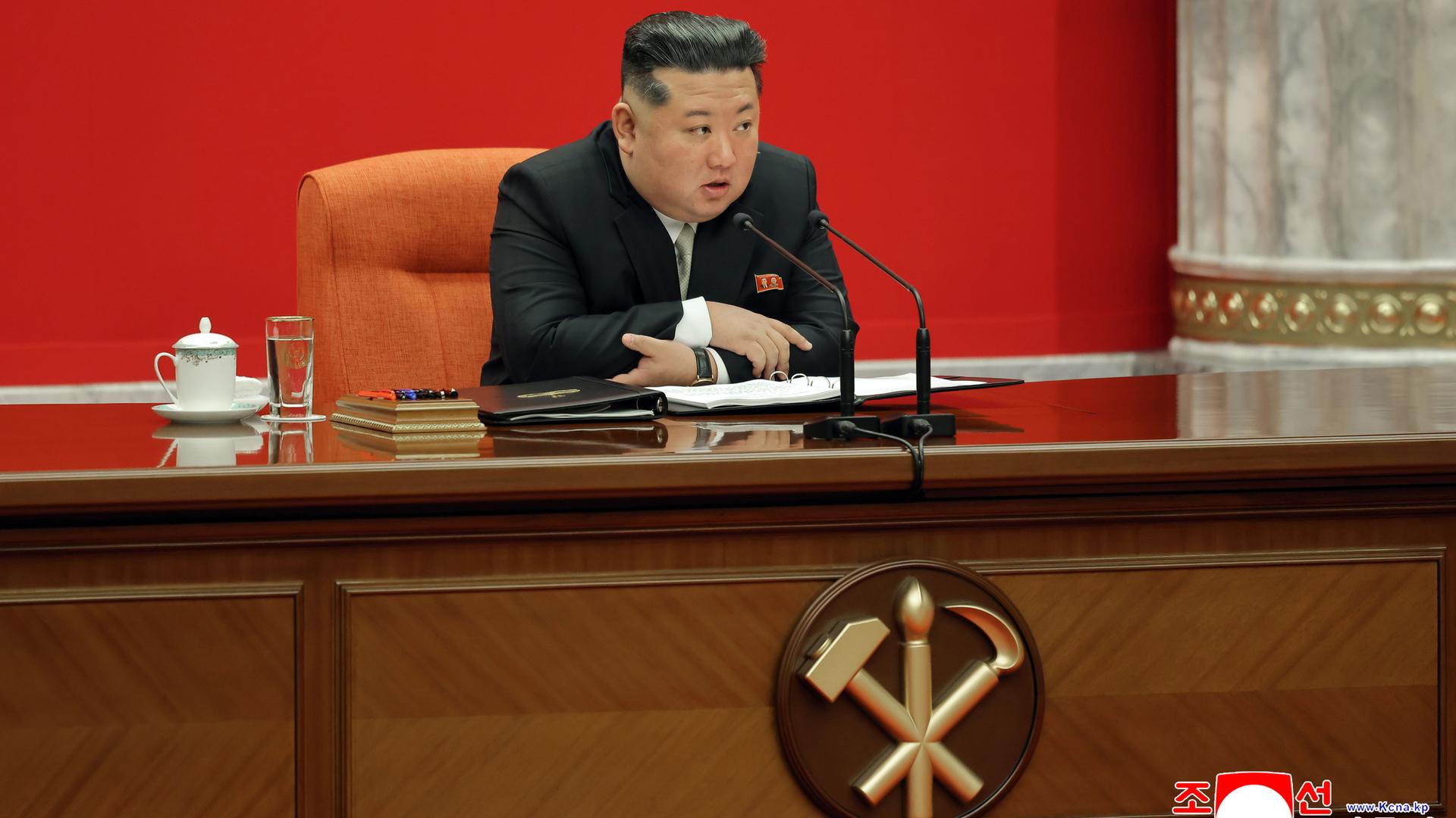 Nordkoreas Machthaber Kim Jong Un hält eine Abschlussrede bei einem Parteikongress der Arbeiterpartei Koreas. 