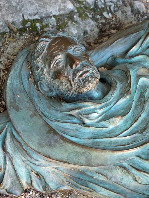Figur des Heiligen Franz von Assisi Figur des Heiligen Franz von Assisi