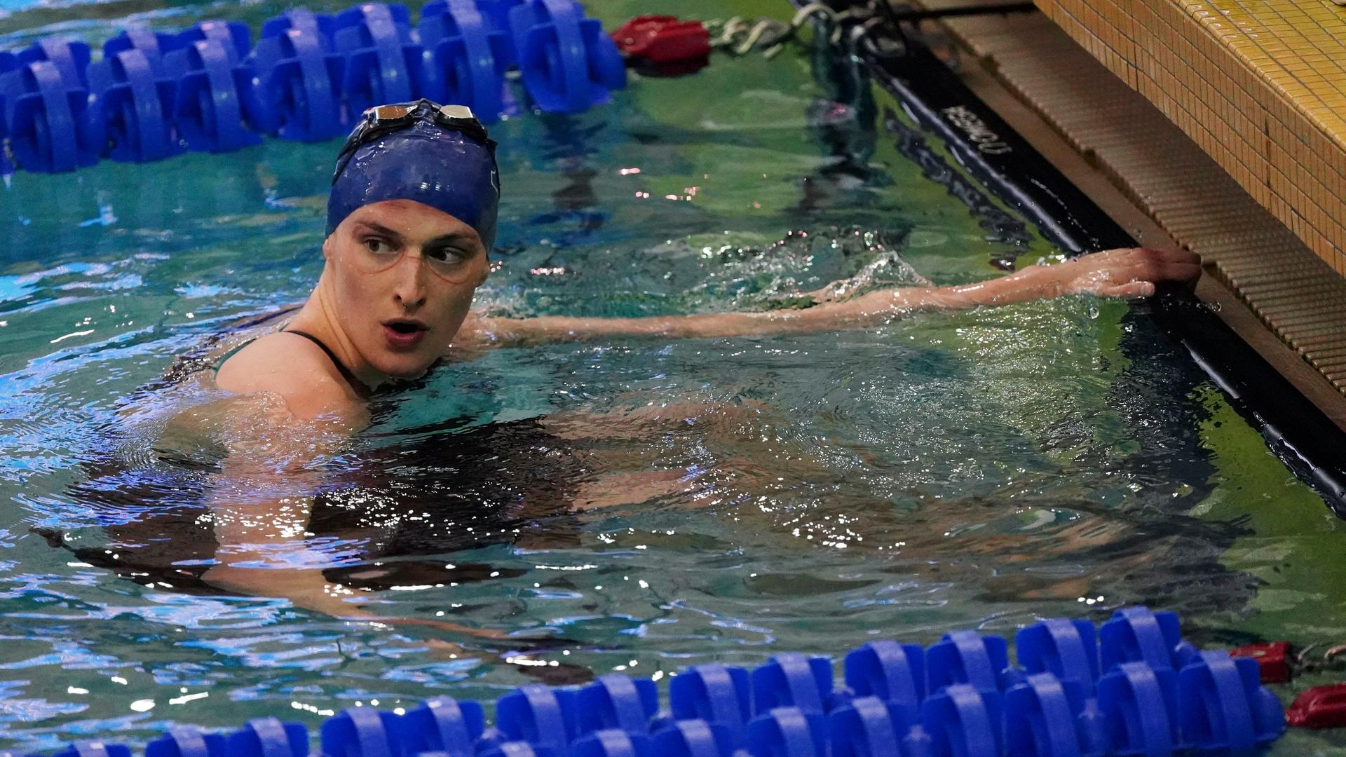 Atlanta: Lia Thomas aus Pennsylvania wartet nach dem 200-Freistil-Finale der Frauen bei den NCAA-Schwimm- und Tauchmeisterschaften im Georgia Tech.