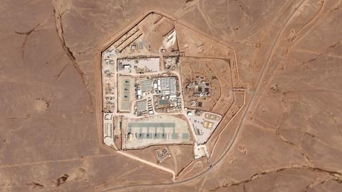 Dieses Foto vom 12. Oktober 2023 von Planet Labs PBC zeigt eine als Tower 22 bekannte Militärbasis im Nordosten Jordaniens.
