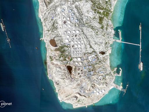 Das Satellitenbild von "Planet Labs PBC" zeigt die Insel Kharg aus der Luft.