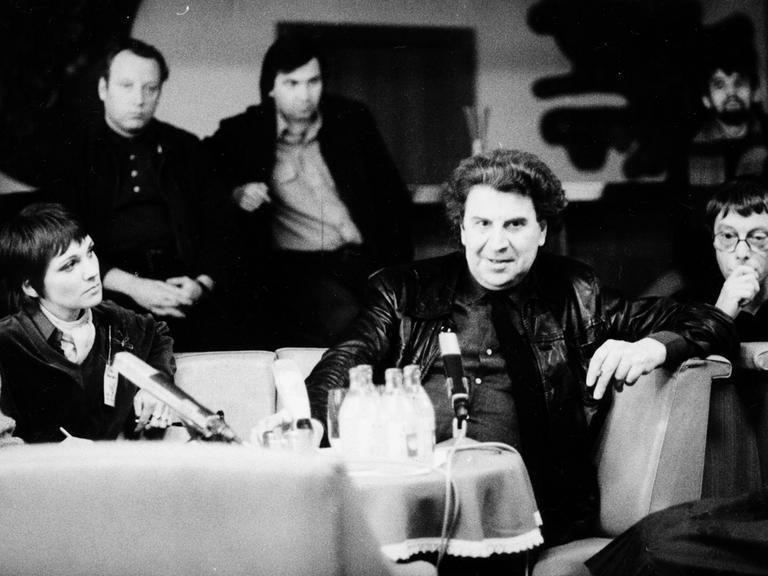 Der Musiker Mikis Theodorakis 1983 bei einem Besuch in Ost-Berlin zum Festival des politischen LIedes. 