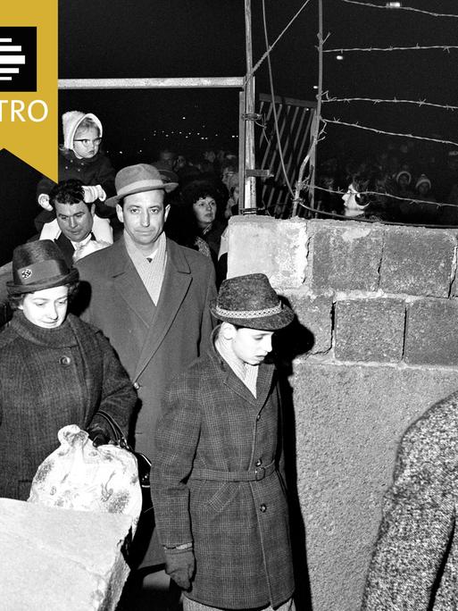 Menschen überqueren die innerdeutsche Grenze. Menschen überqueren die innerdeutsche Grenze.