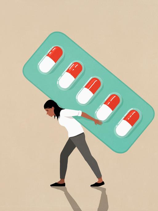 Eine Illustration zeigt eine Frau, die eine übergoße Medikamentenpackung trägt.