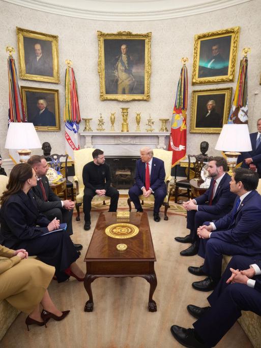 Wolodymyr Selenskyj und US-Präsident Donald Trump im Oval Office