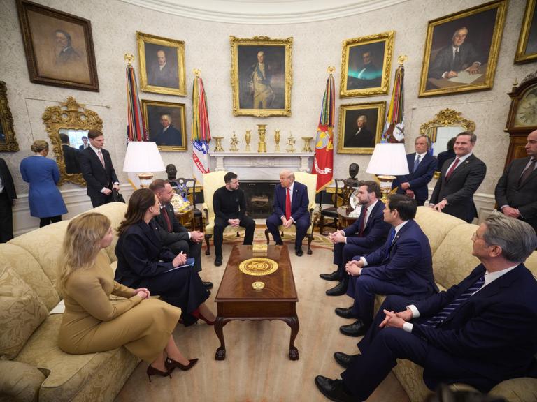 Wolodymyr Selenskyj und US-Präsident Donald Trump im Oval Office