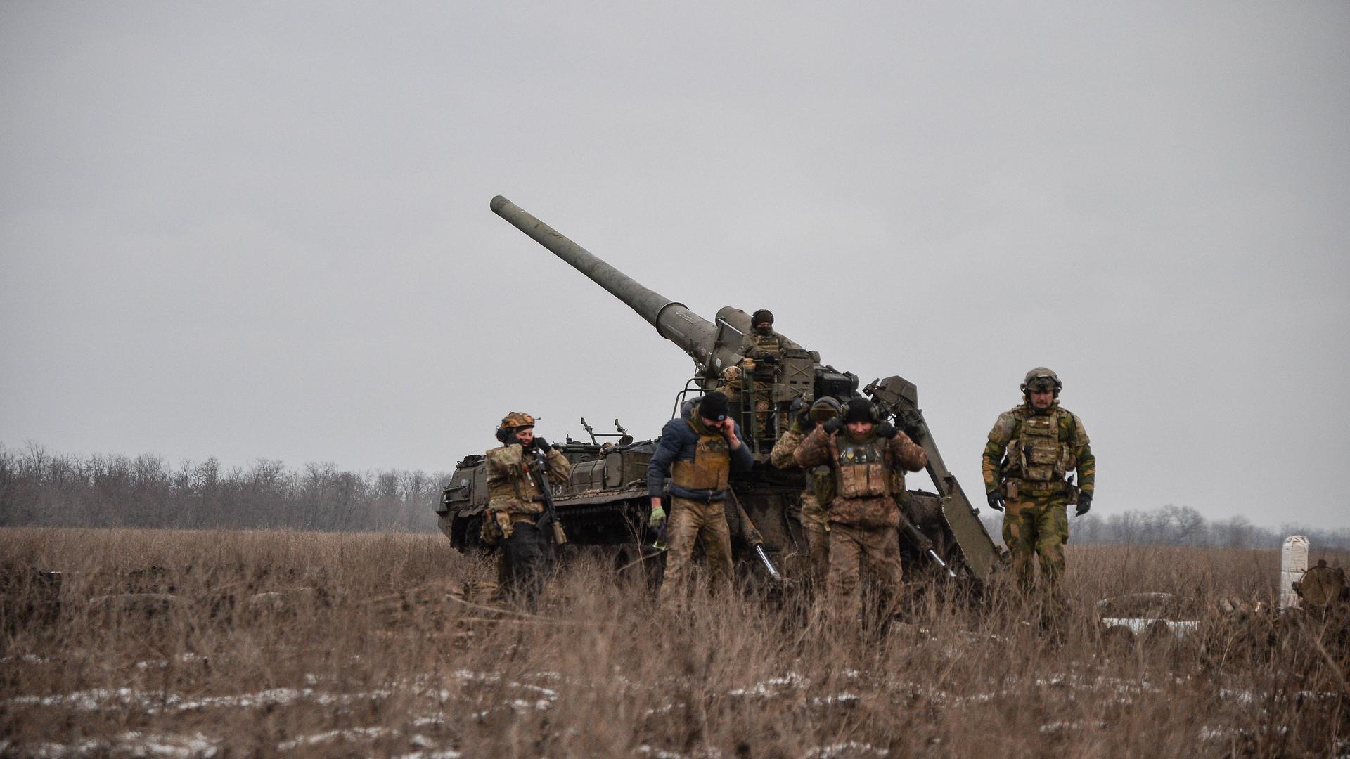 Ukrainische Truppen in der Nähe von Bachmut. Ukrainische Truppen in der Nähe von Bachmut.