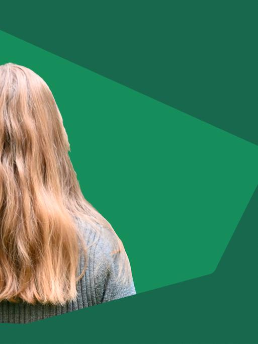 Rückenansicht einer jungen Frau