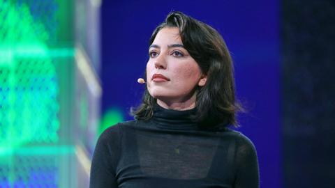 Aya Jaff, Autorin von " "Broligarchie" 