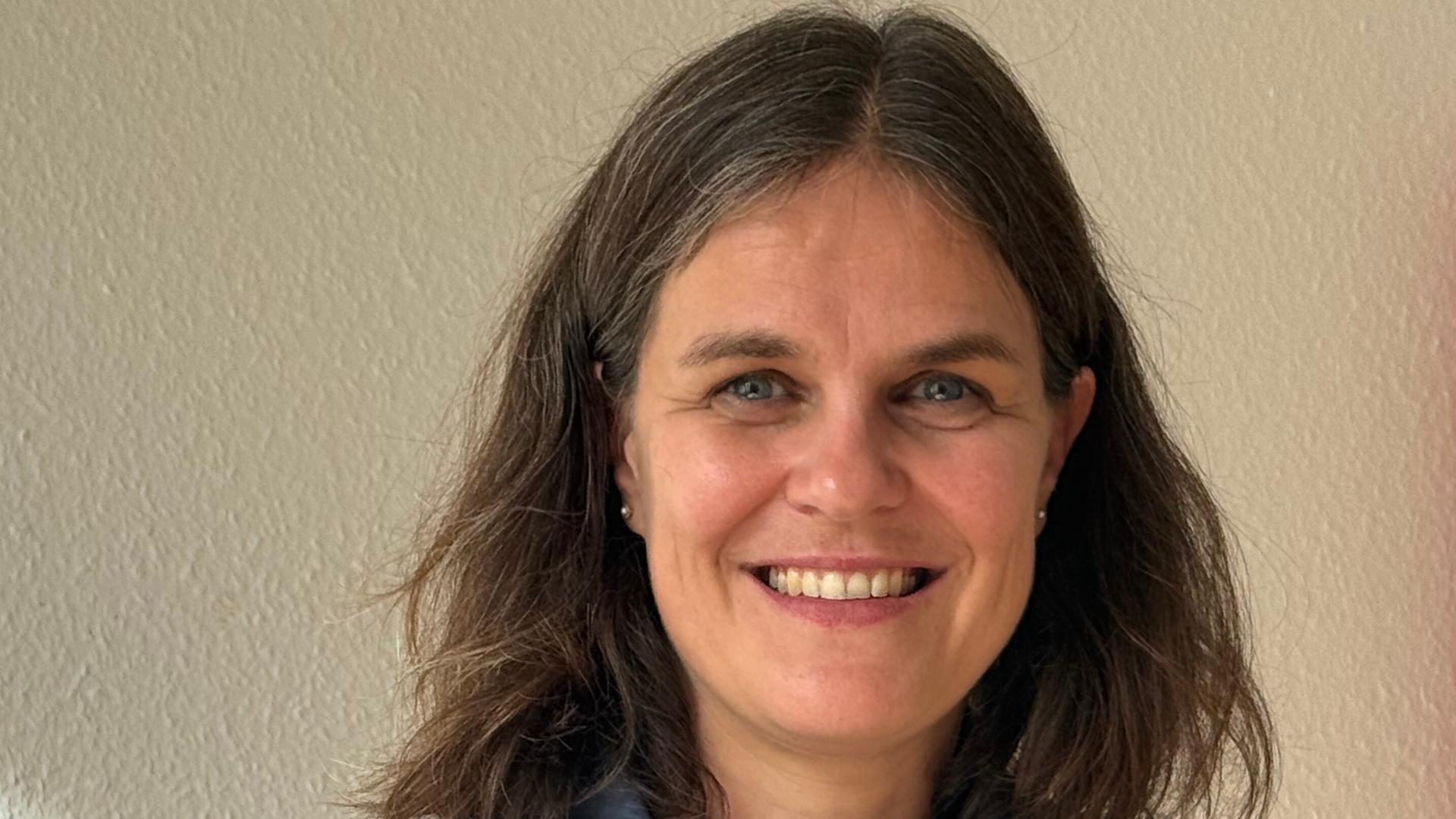 Janine Lietmeyer, Vorständin bei World Vision Deutschland, steht im Berliner Büro der Organisation. Janine Lietmeyer, Vorständin bei World Vision Deutschland, steht im Berliner Büro der Organisation.