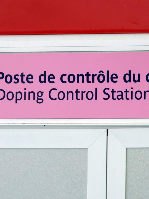 Die Beschilderung der Doping-Kontrolle bei den Olympischen Spielen 2024 in Paris.