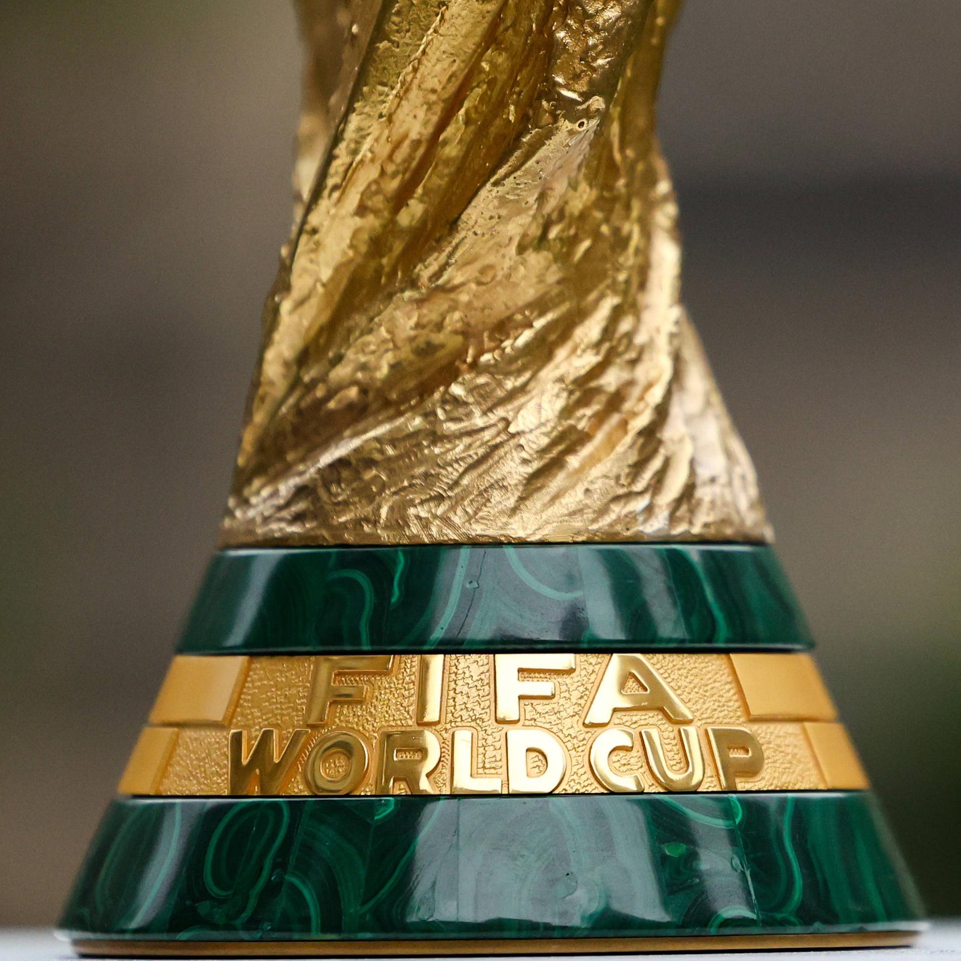 Der Sockel des WM-Pokals