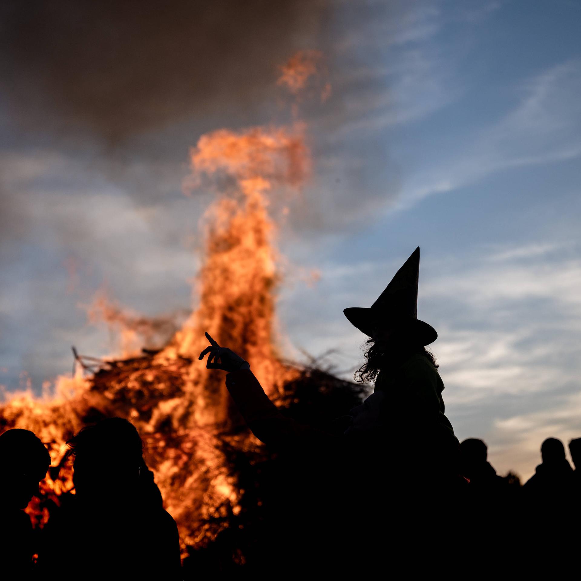 Neuheidentum - Von Walpurgisnacht, Beltane-Feier und frei fliegenden Hexen