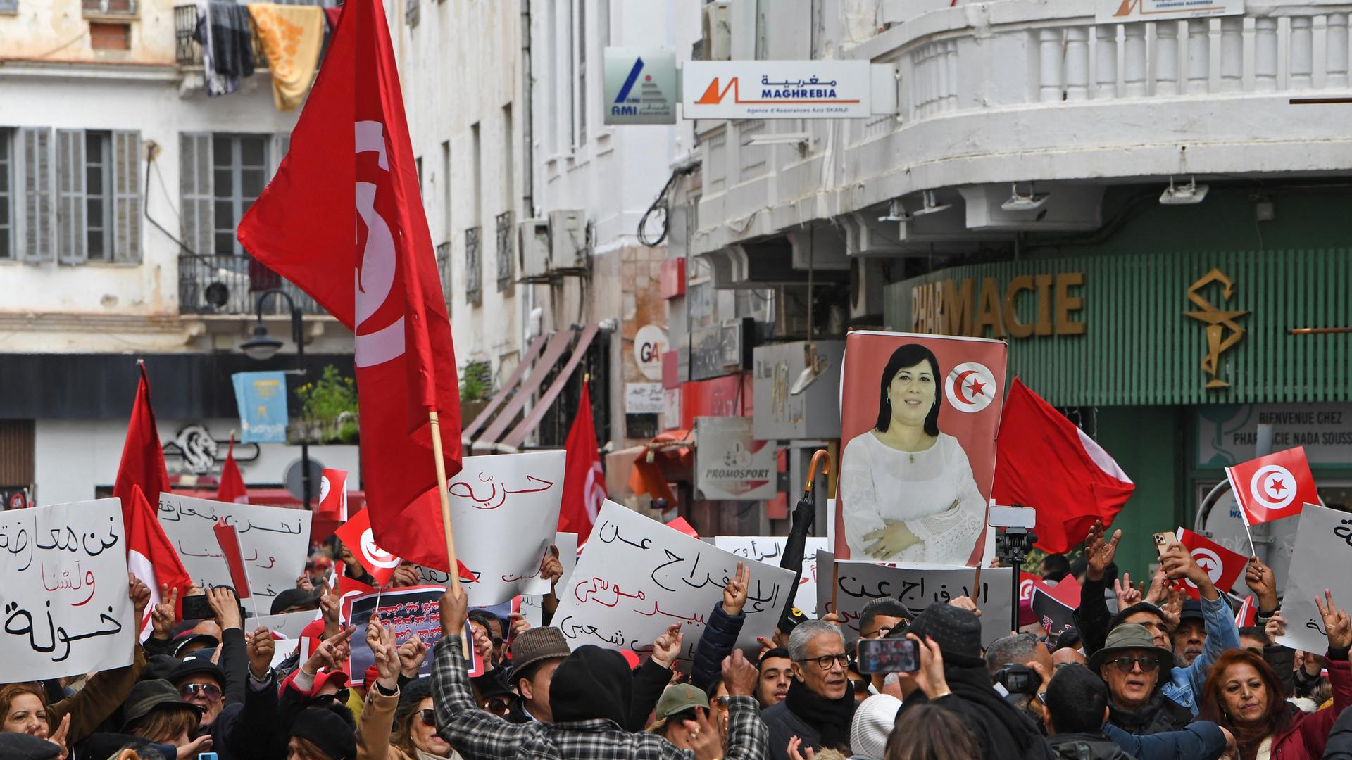 Demonstration in Tunesien für einen verhafteten Oppositionellen