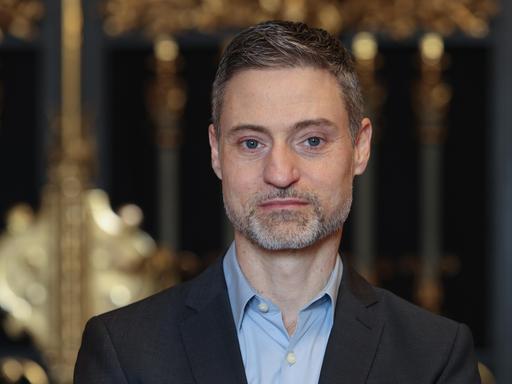 Porträt des Historikers Meron Mendel
