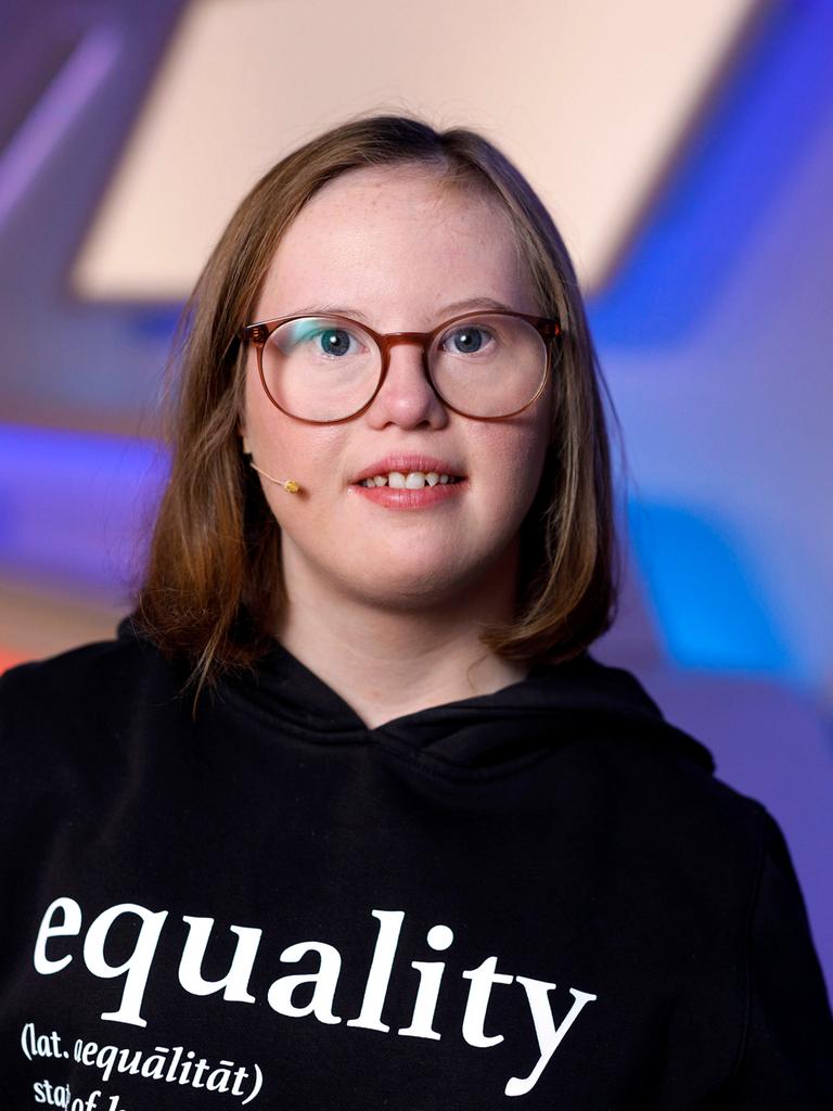 Natalie Dedreux in der ARD-Talkshow maischberger. die woche im WDR Studio BS 3. Köln, 11.12.2019 ***