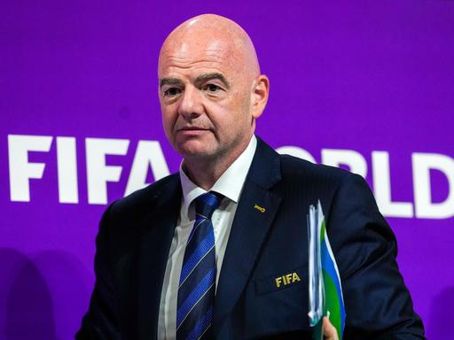 FIFA-Präsident Gianni Infantino bei der offiziellen WM-Vergabe an Saudi-Arabien.