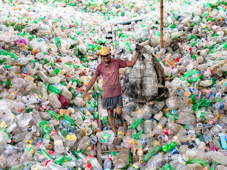 Plastikmüllhalde in Bangladesh